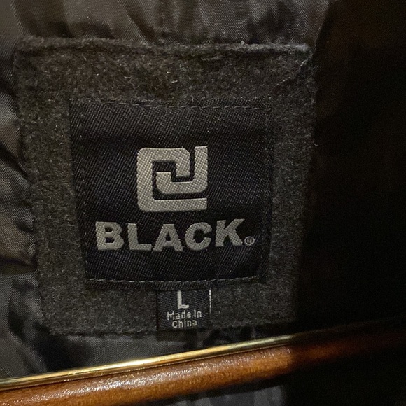 Buckle Black coat - Picture 2 of 8